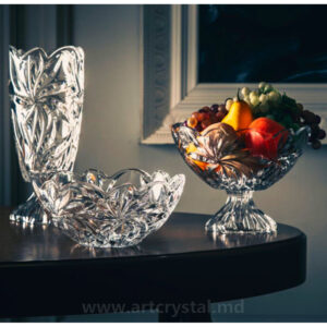 Vază cu picior „Flora”