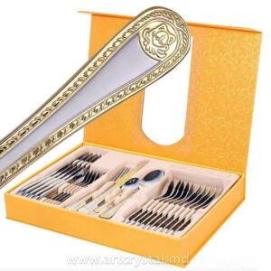 Set de tacâmuri „Versace”